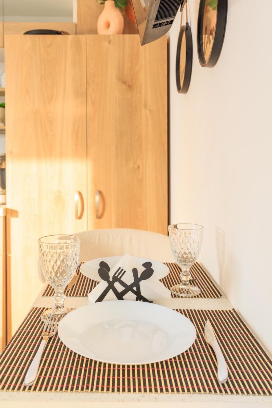 Aiolos Super Lux Suite Jucuzzi Nea Smyrni Centre Athens Exterior photo